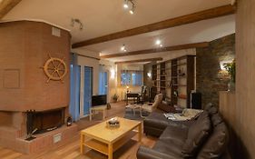 Kalista Apartment Airport By Airstay